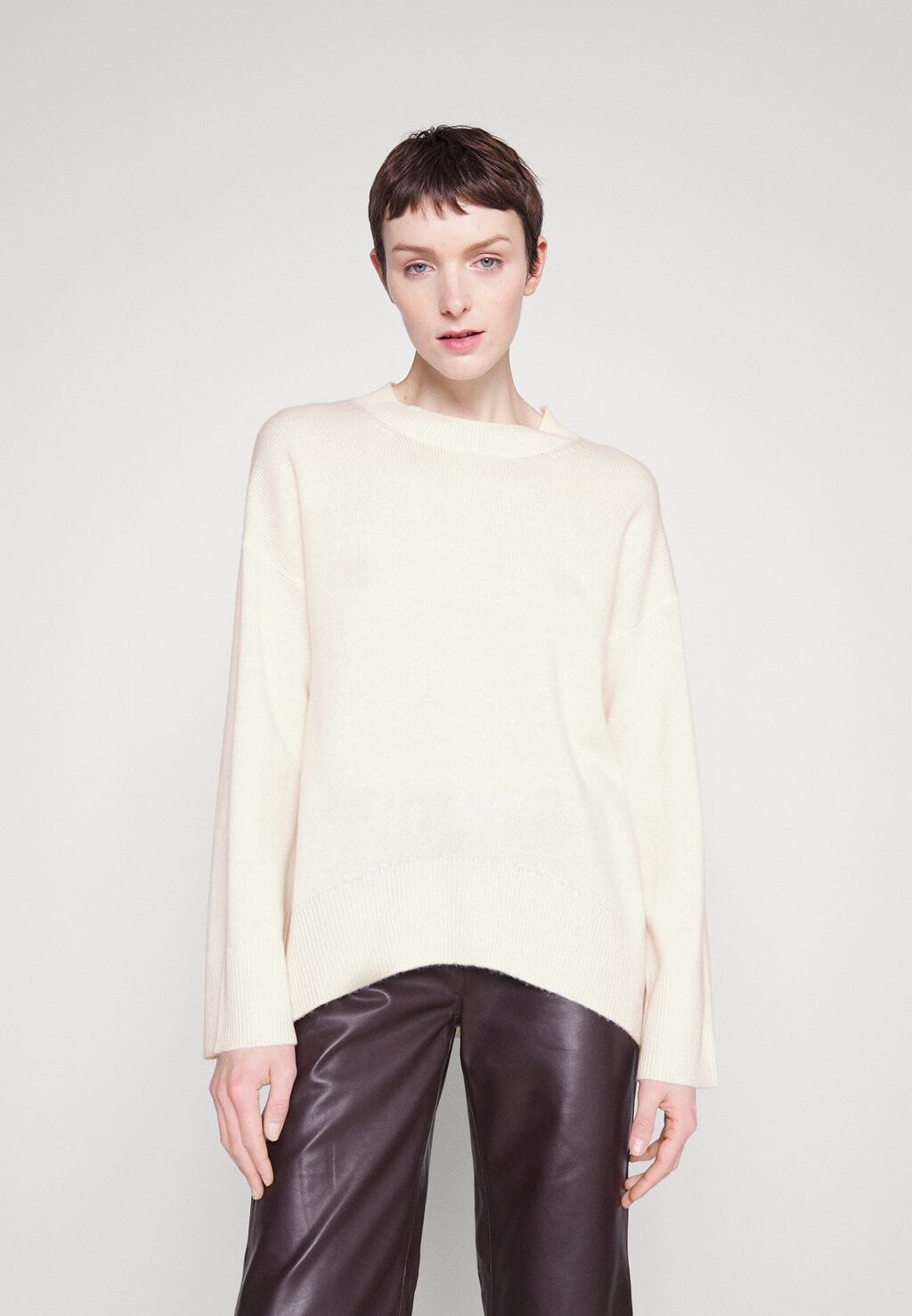 

Свитер pure cashmere