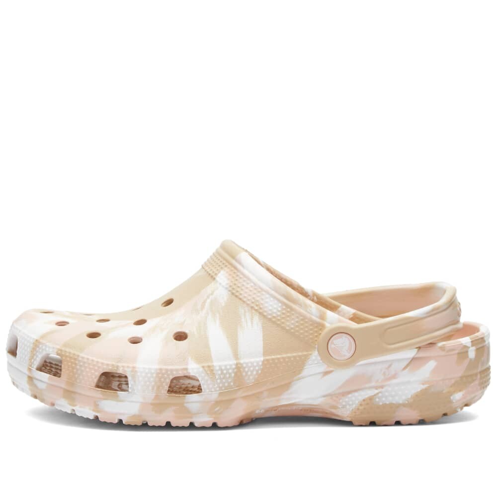 

Классические мраморные сабо Crocs