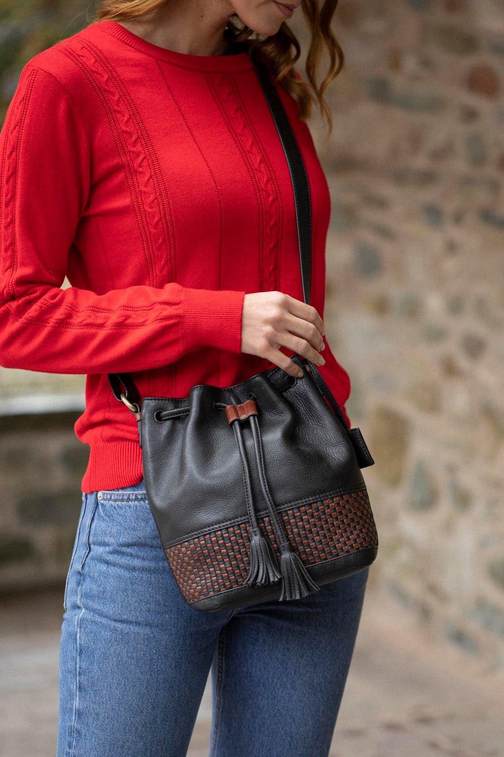 Кожаная спортивная сумка 'Waverton' Lakeland Leather, черный женская сумка из мягкой кожи tuscany leather tl bag tl142132 серый