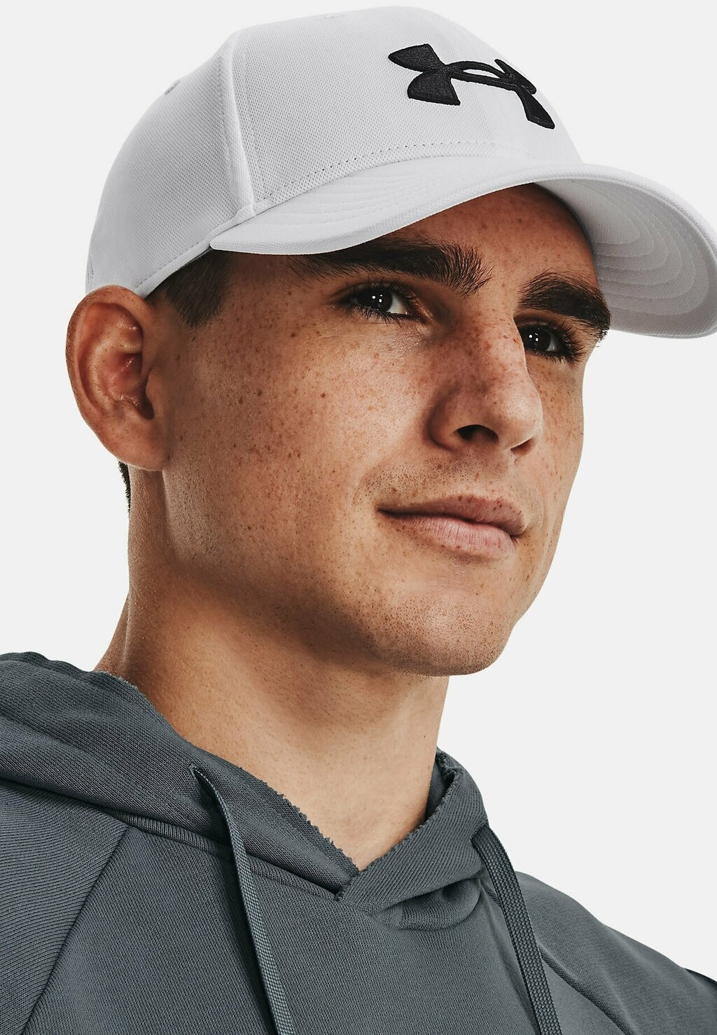 

Кепка Blitzing Adj Under Armour, белый