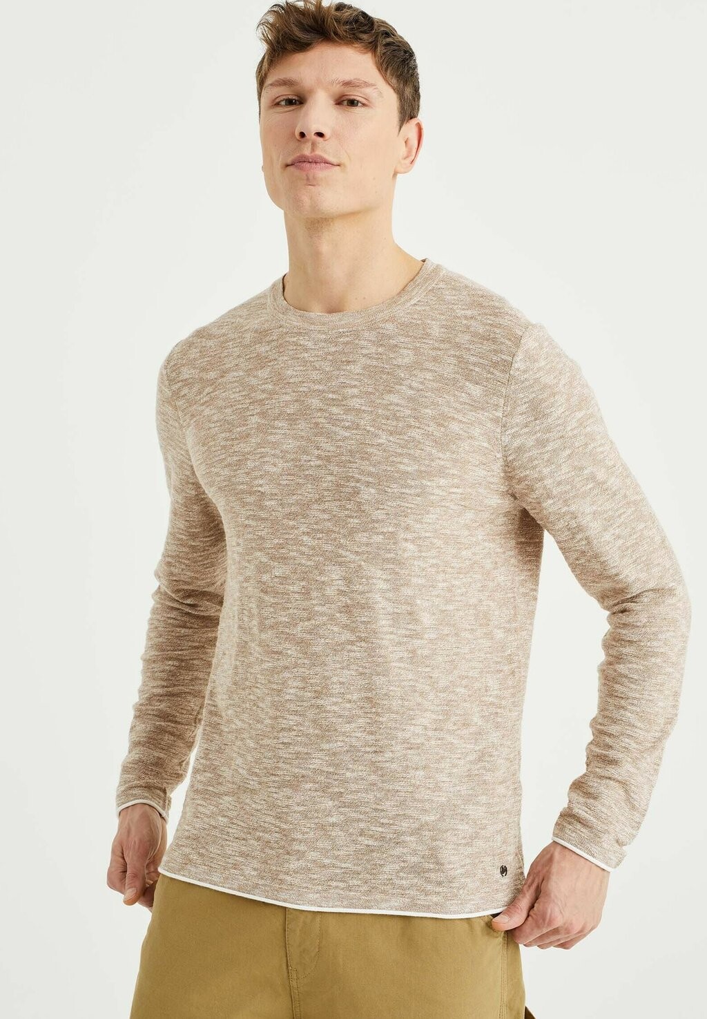 

Свитер WE Fashion