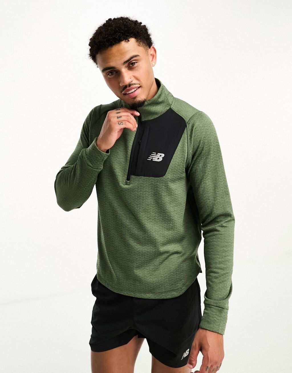 

Цвет: хаки с молнией 1/2 New Balance Impact Run Heat Grid