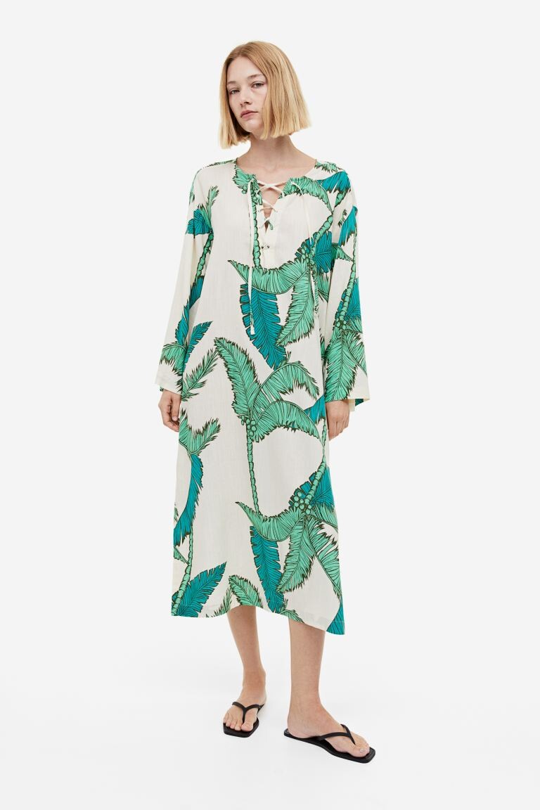 

Кружевное платье H&M
