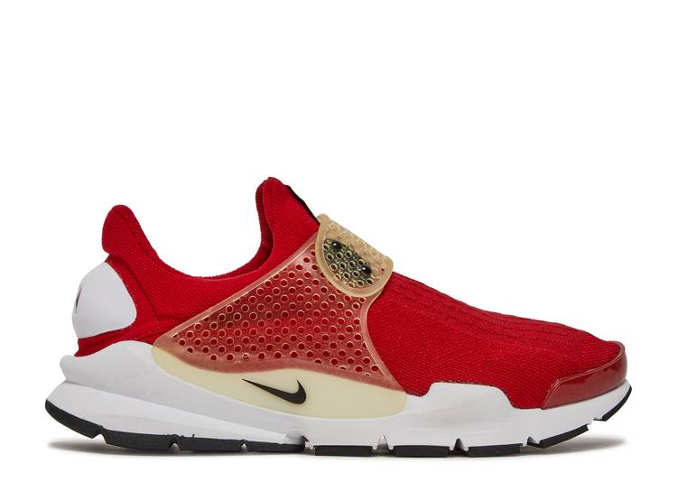 Nike on sale dart red