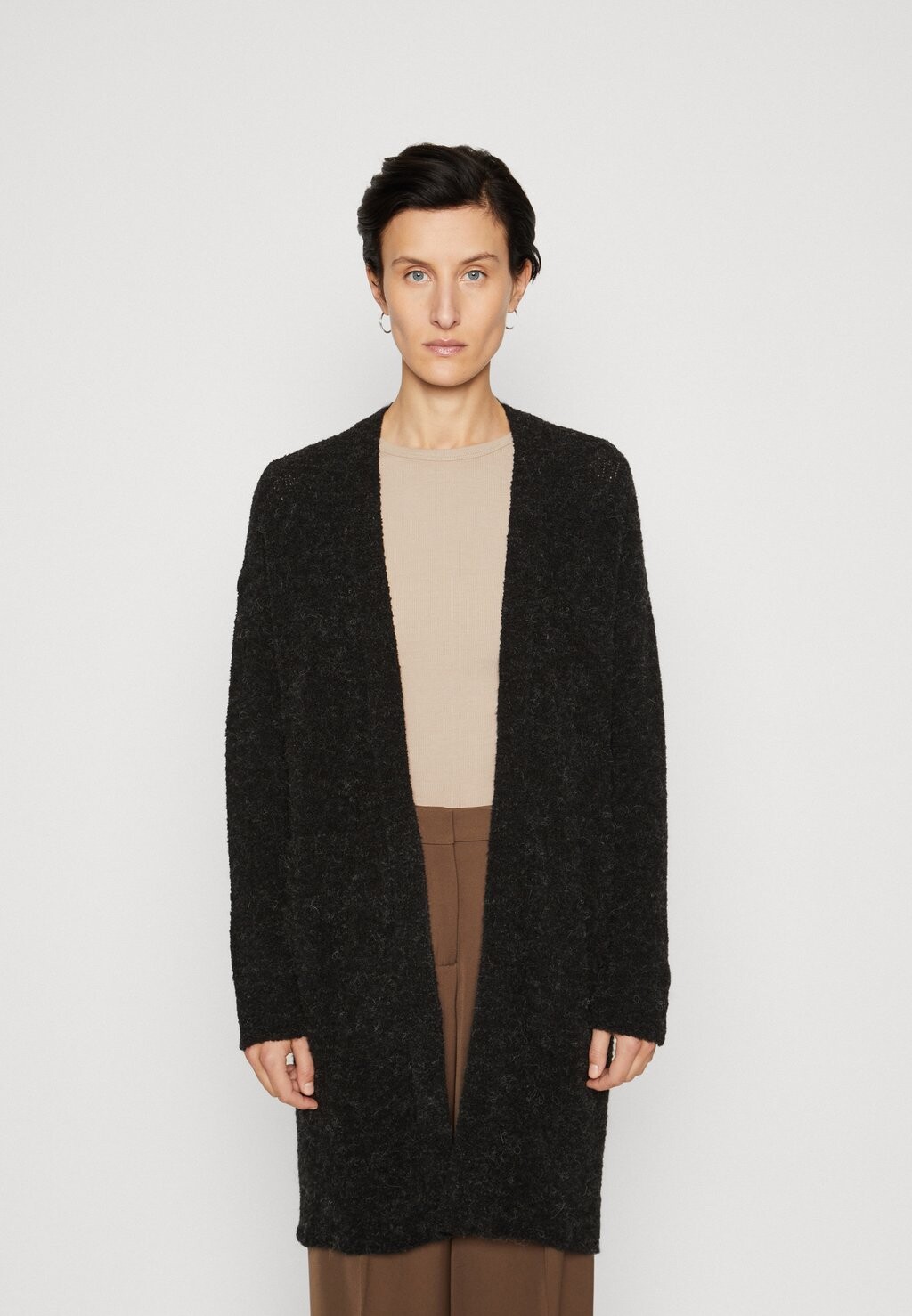 

Кардиган American Vintage, цвет noir chine