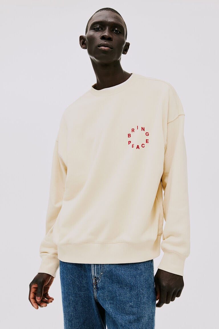 

Толстовка оверсайз с принтом H&M, бежевый
