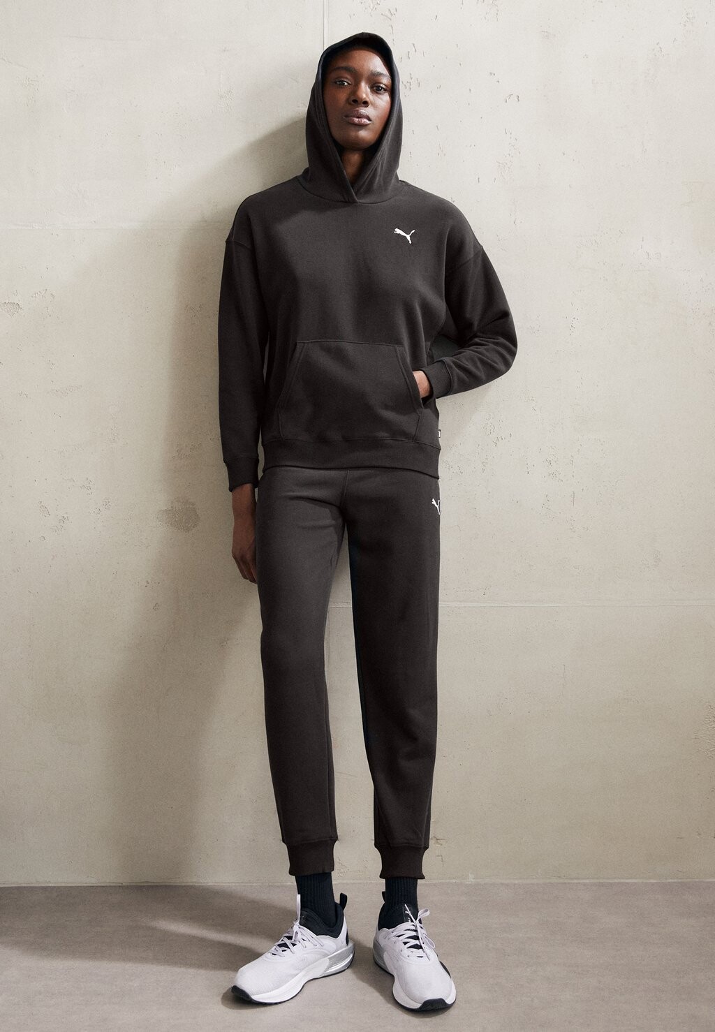 

Костюм Puma ДОМАШНЯЯ ОДЕЖДА, черный