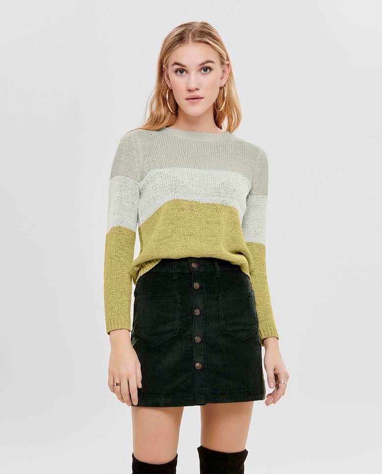 цена Женский свитер в стиле колор-блок с длинными рукавами Only