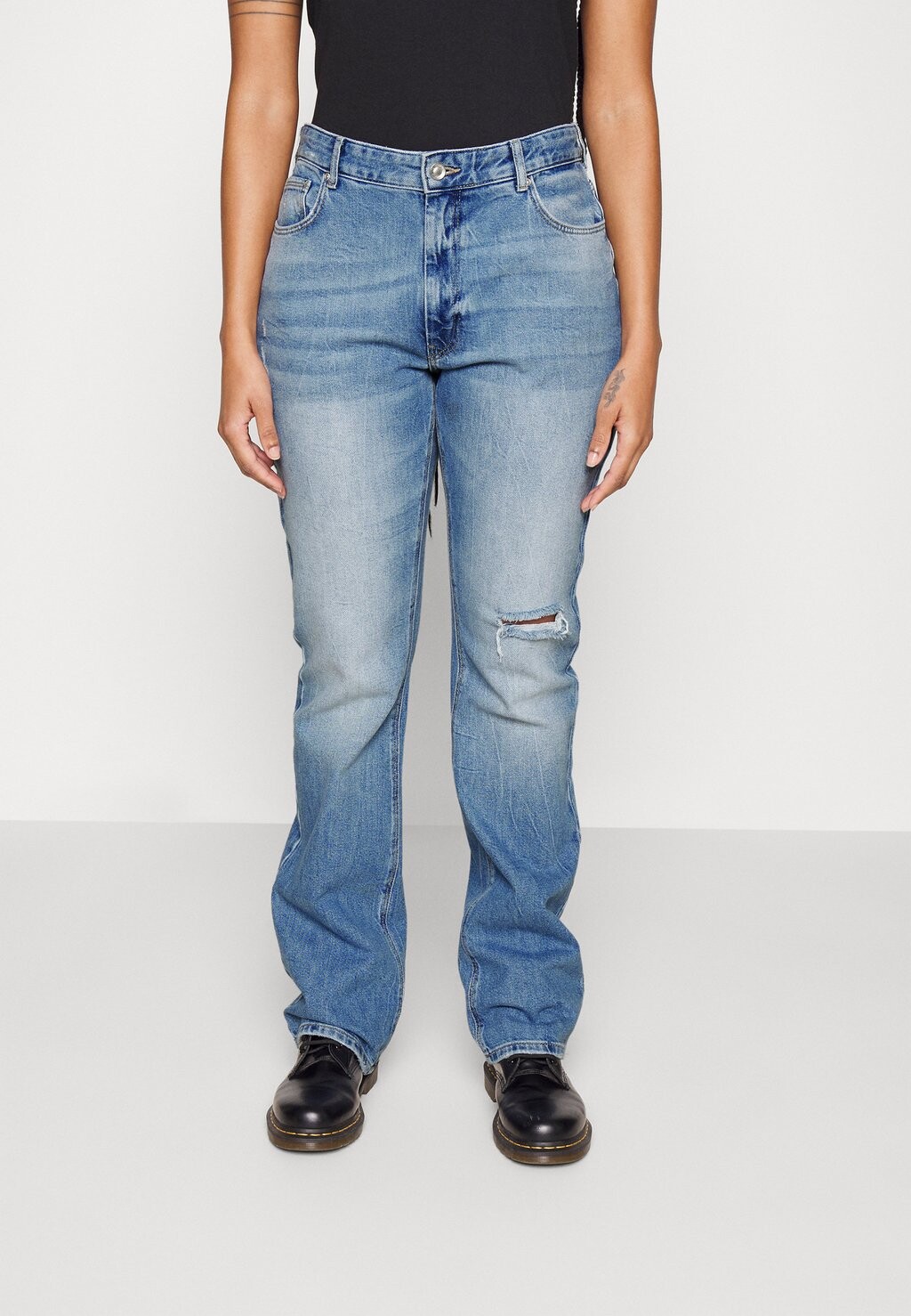 

Джинсы Bootcut ONLY Carmakoma, синий