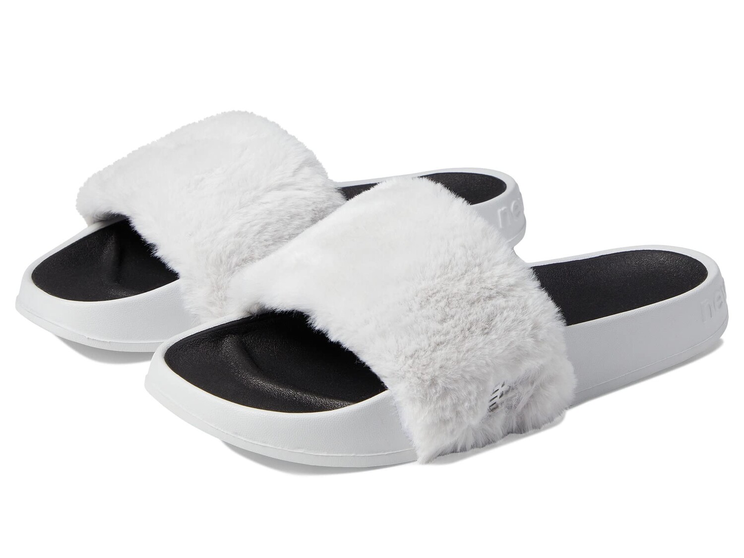 

Сандалии New Balance 200 Fuzzies
