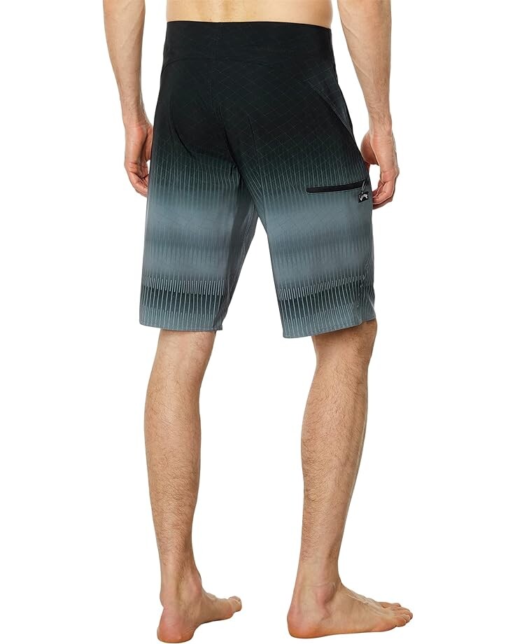 

Шорты для плавания Billabong Fluid Pro 20" Boardshorts, черный