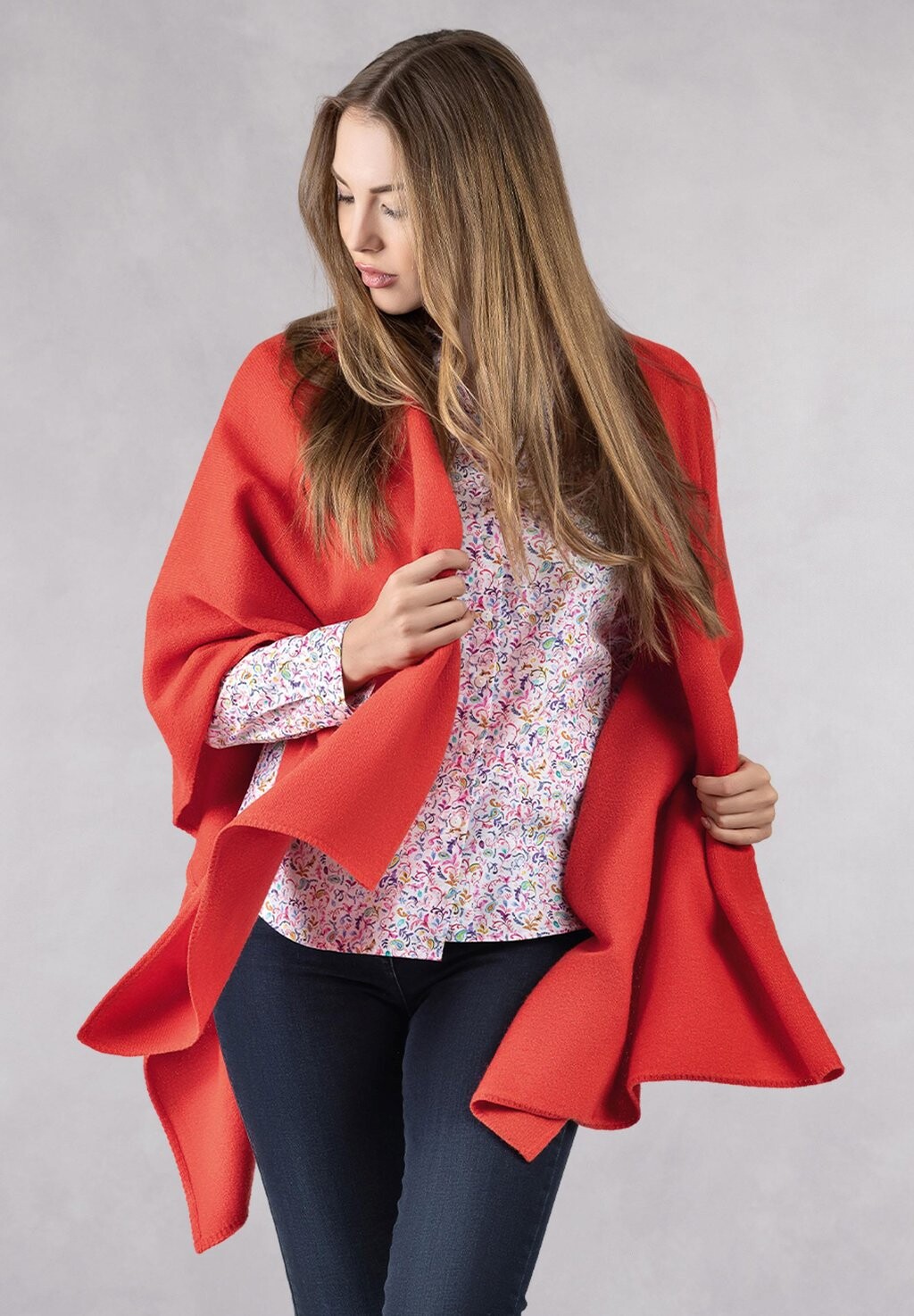 

Накидка MERINO CAPE Giesswein, цвет sport orange