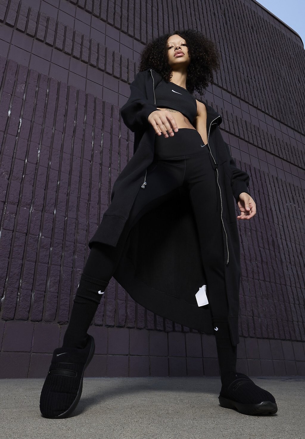

Тапочки Burrow Nike, цвет black anthracite