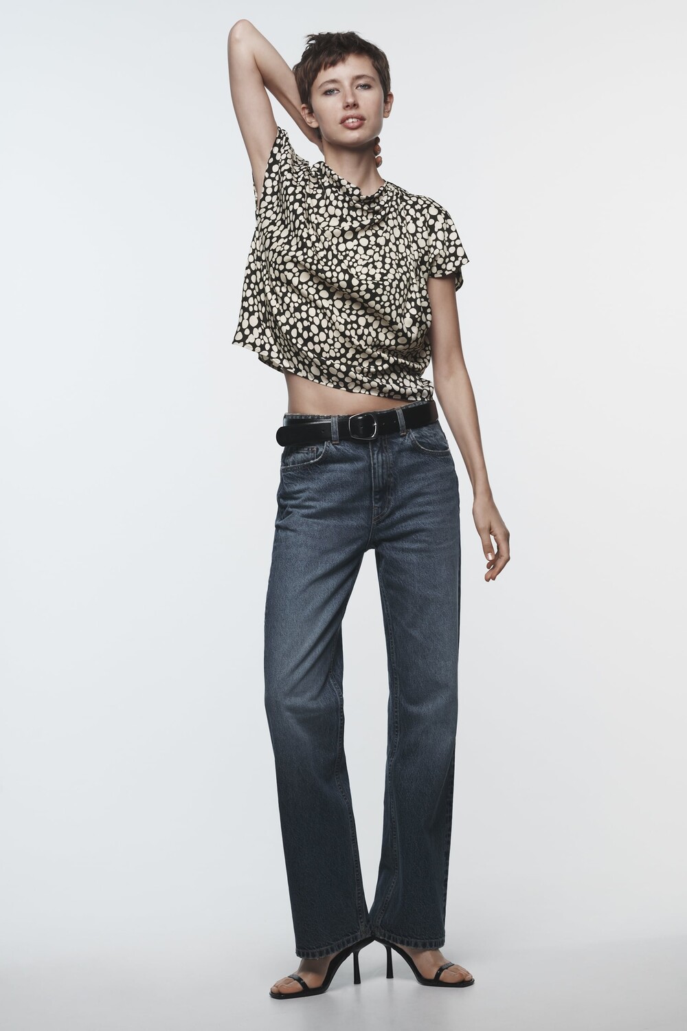 

Длинный топ с принтом Zara, экрю / черный
