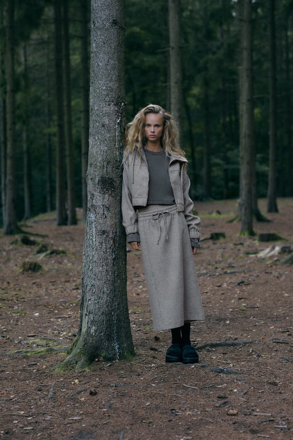 

Укороченная толстовка из фетра ZARA, серый