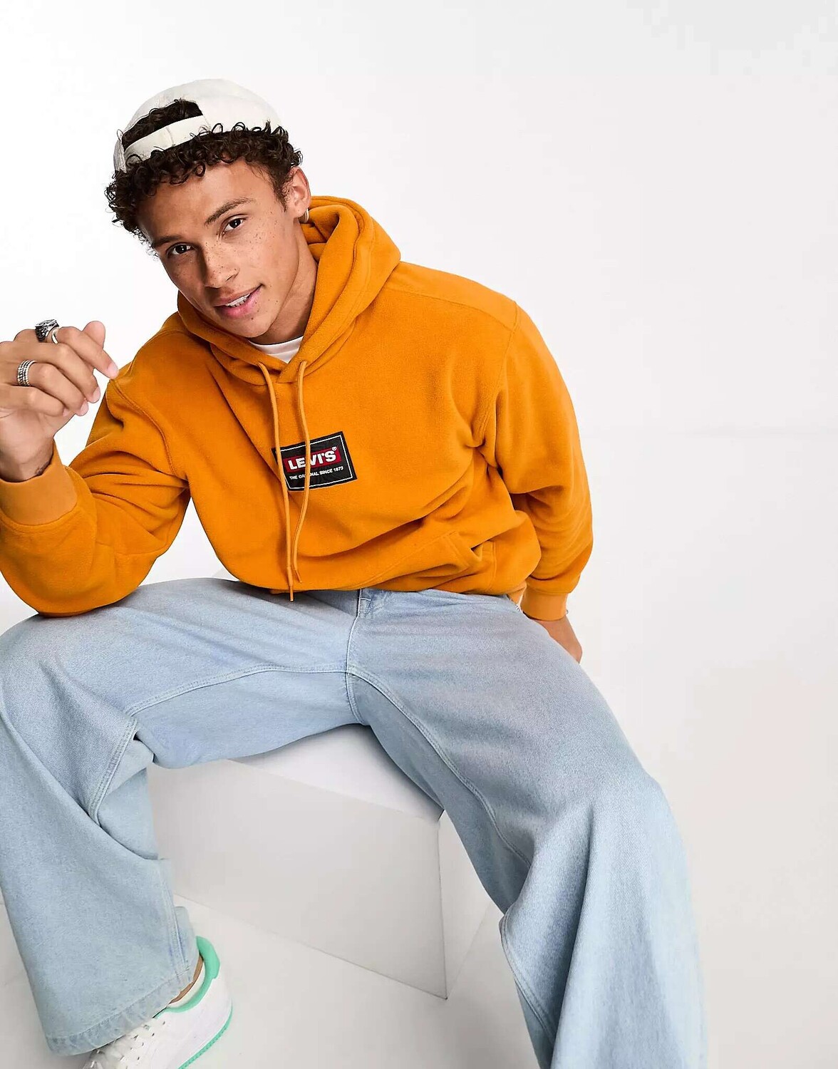 

Флисовая толстовка Levi's оранжевого цвета с центральным логотипом, Оранжевый