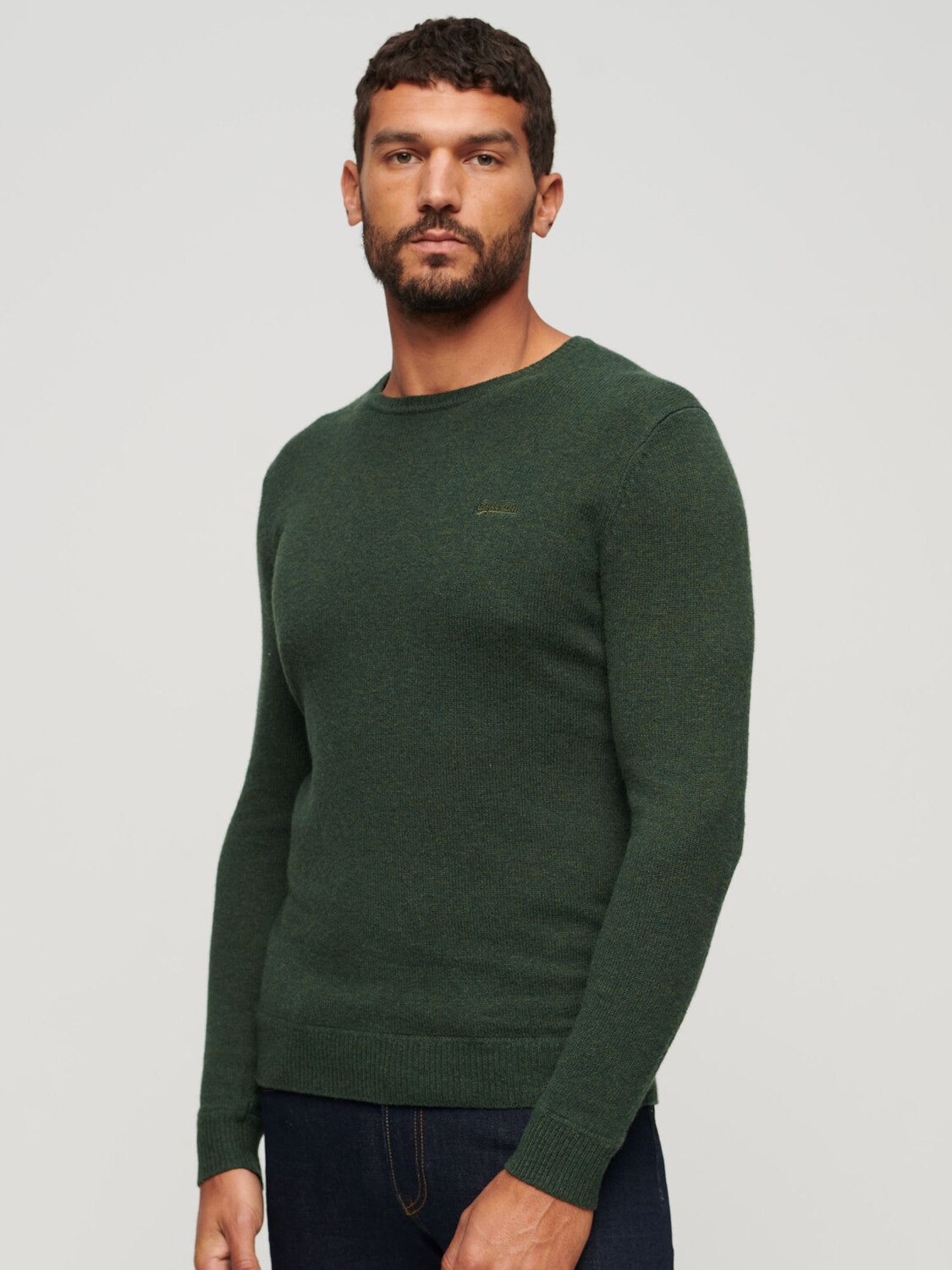 

Джемпер Essential из смесовой шерсти с круглым вырезом Superdry, излишки оливкового товара, Зеленый