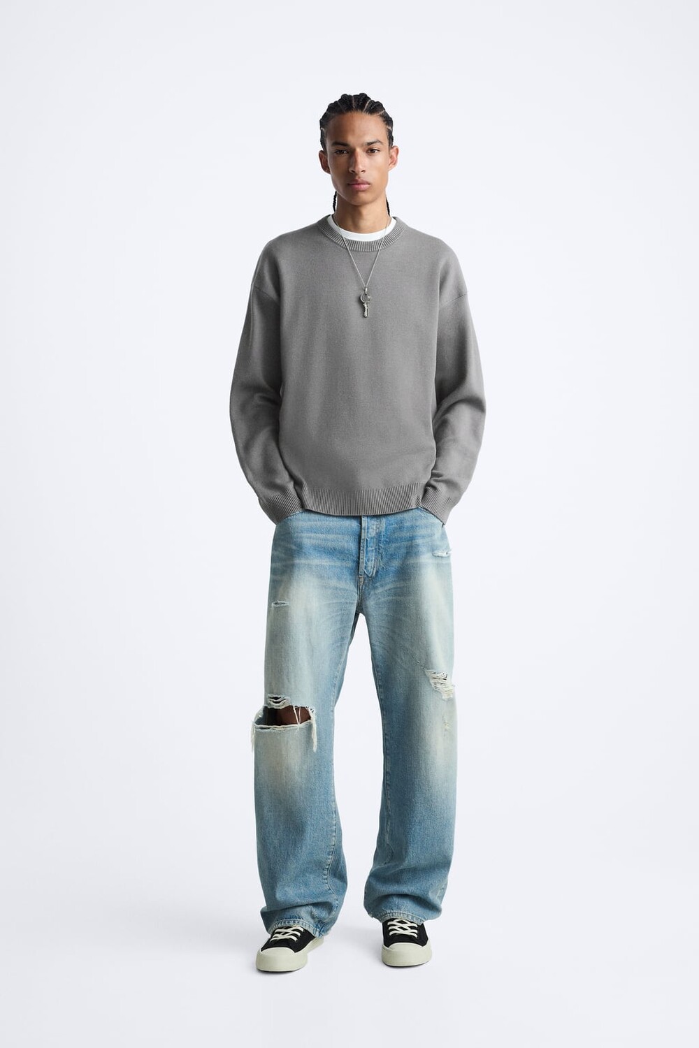 

Мягкий фактурный свитер ZARA, серый
