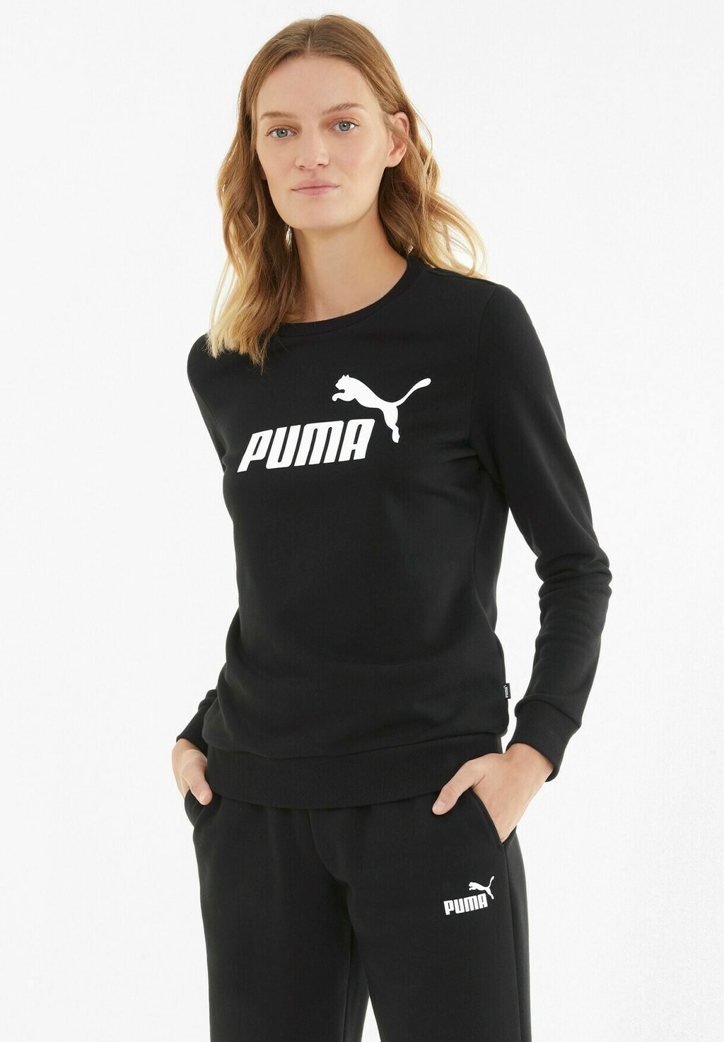 

Толстовка Puma Ess Logo Crew, черный