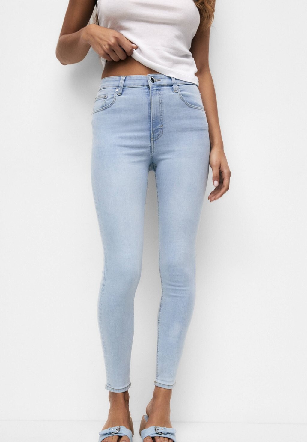 

Джинсы Skinny Fit PULL&BEAR, синий