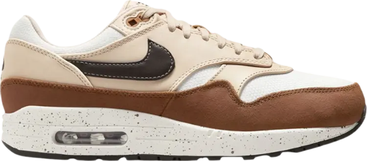 

Кроссовки Wmns Air Max 1 '87 '1 & Done', коричневый