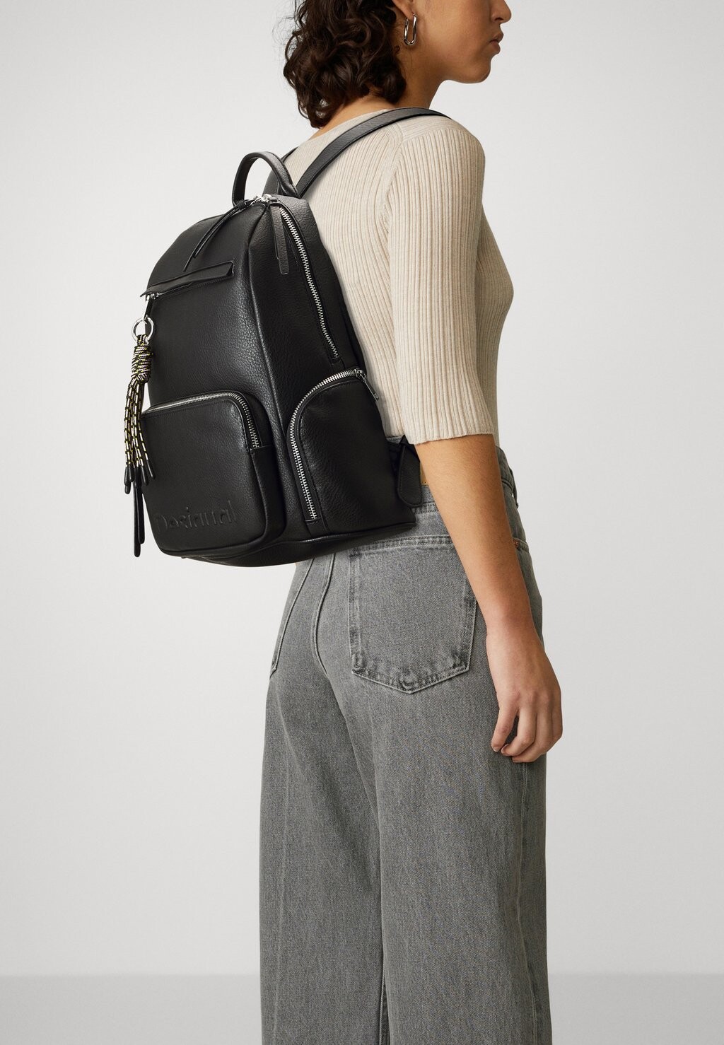 

Рюкзак BACK HALF CHESTER LOGO Desigual, черный
