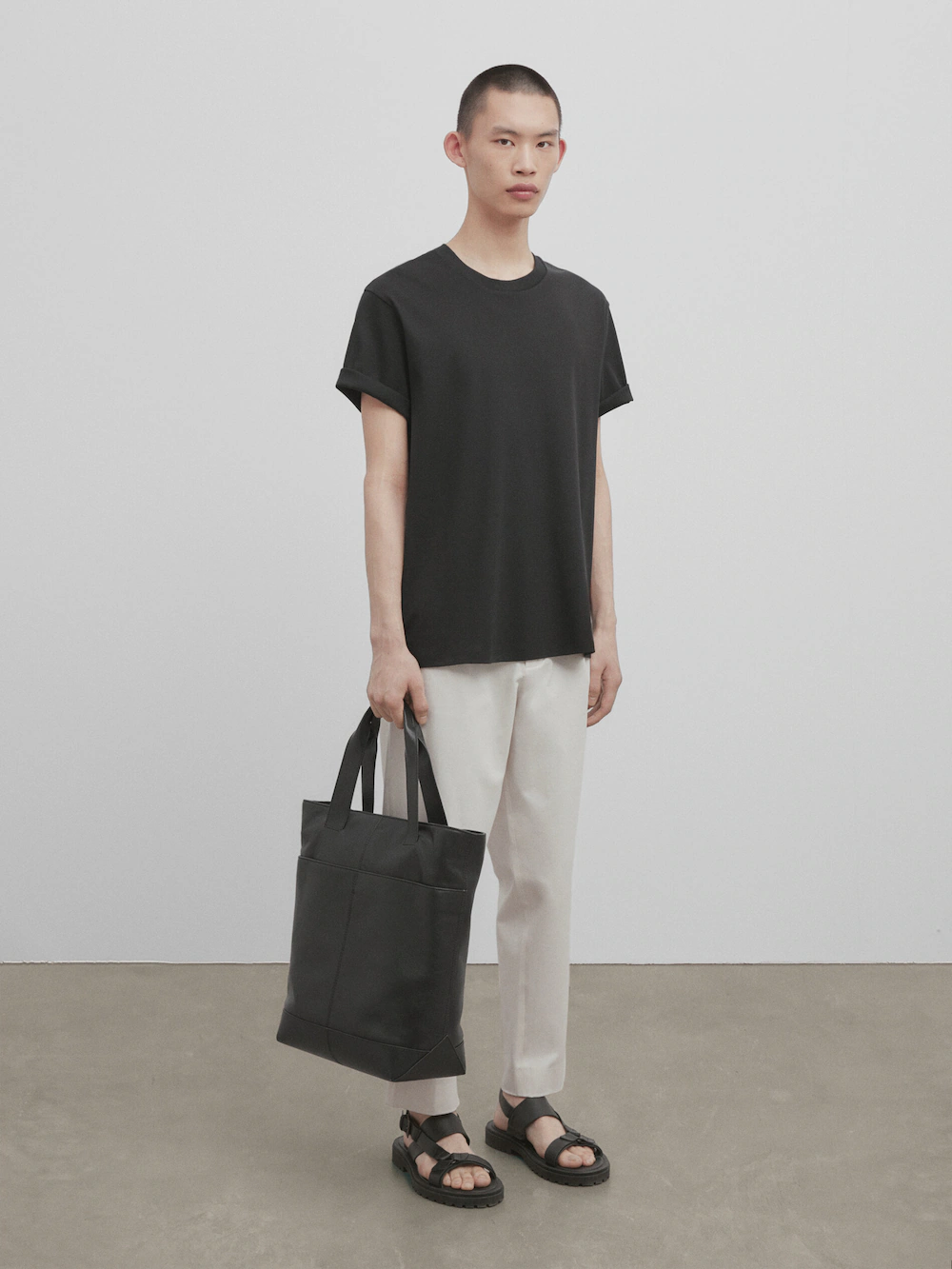 

Футболка из хлопка с коротким рукавом relaxs fit - studio Massimo Dutti, черный