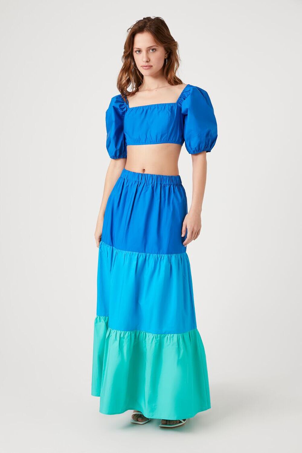 

Комплект из укороченного топа и многоярусной макси-юбки Forever 21, синий