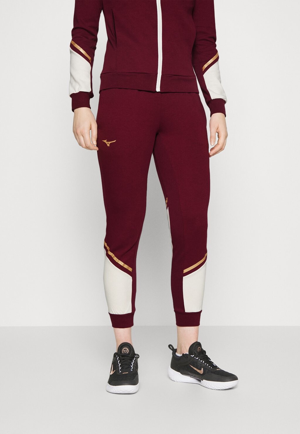

Леггинсы Mizuno