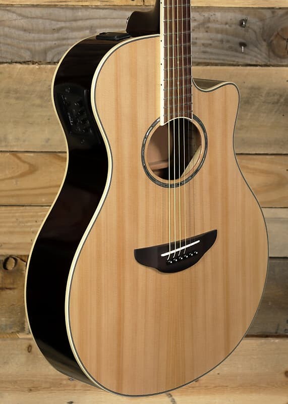 

Акустическая гитара Yamaha APX600 Thinline Acoustic/Electric Guitar Natural