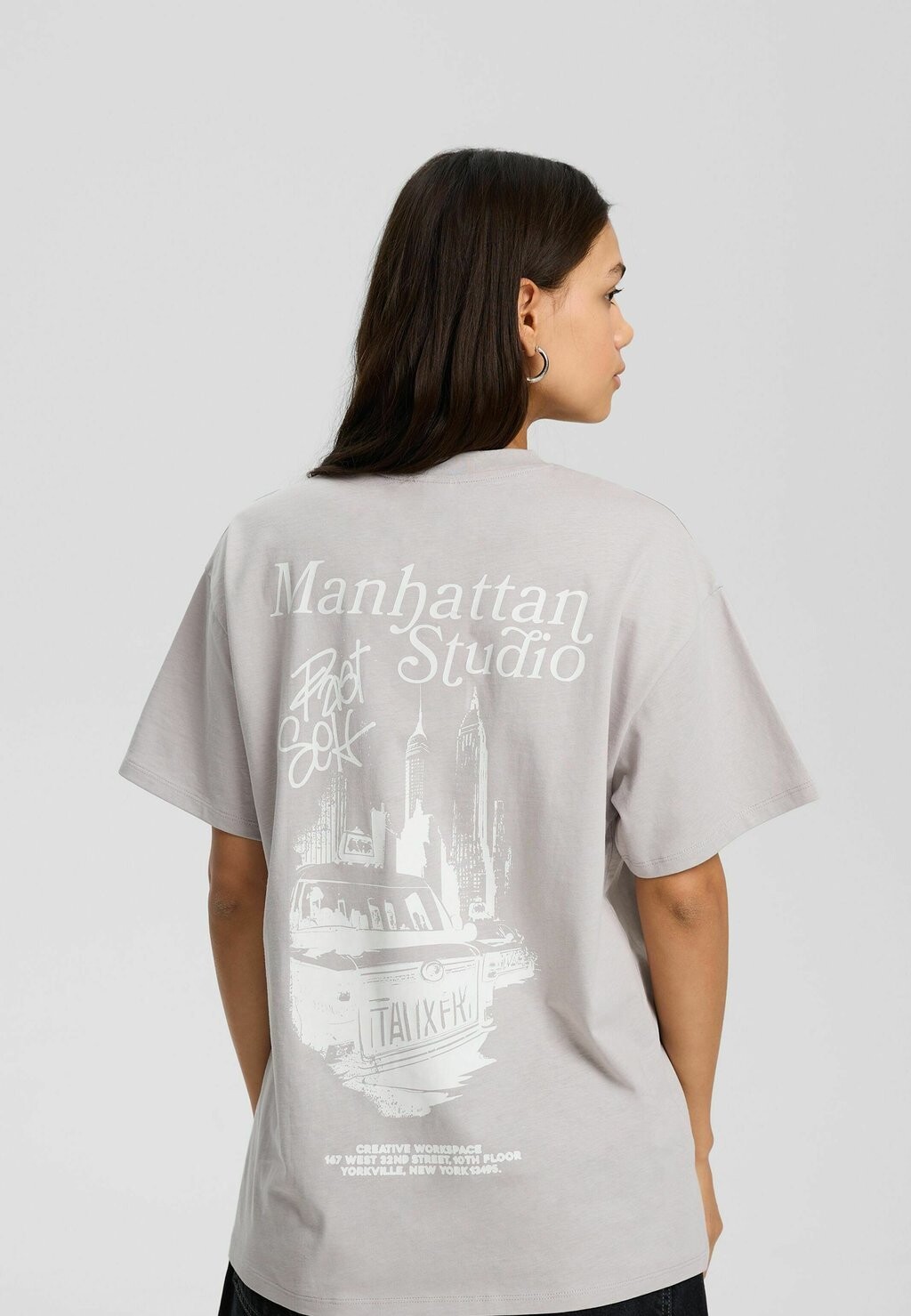 

Футболка с принтом Short Sleeve Bershka, цвет grey
