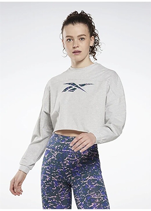 

Светло-серый женский свитшот с круглым вырезом Reebok