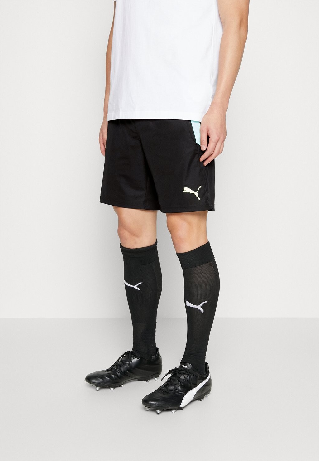 

Спортивные шорты Puma