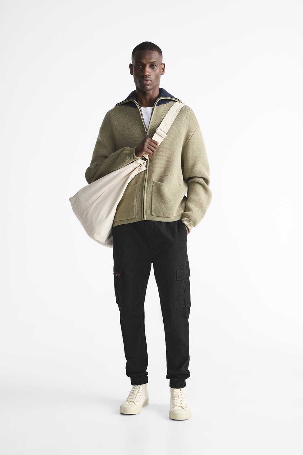 

Брюки карго ZARA, черный