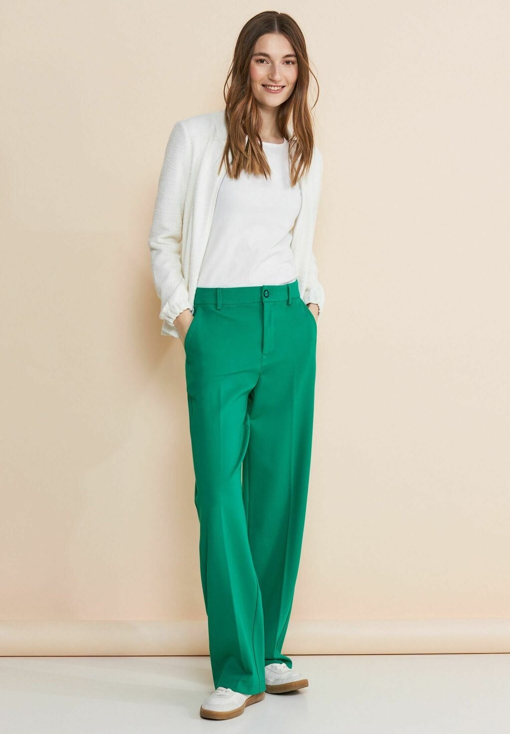 

Брюки из ткани LOOSE FIT Street One, цвет grün