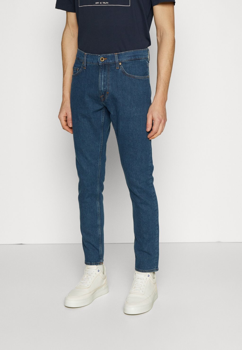 

Джинсы Slim fit Tiger of Sweden