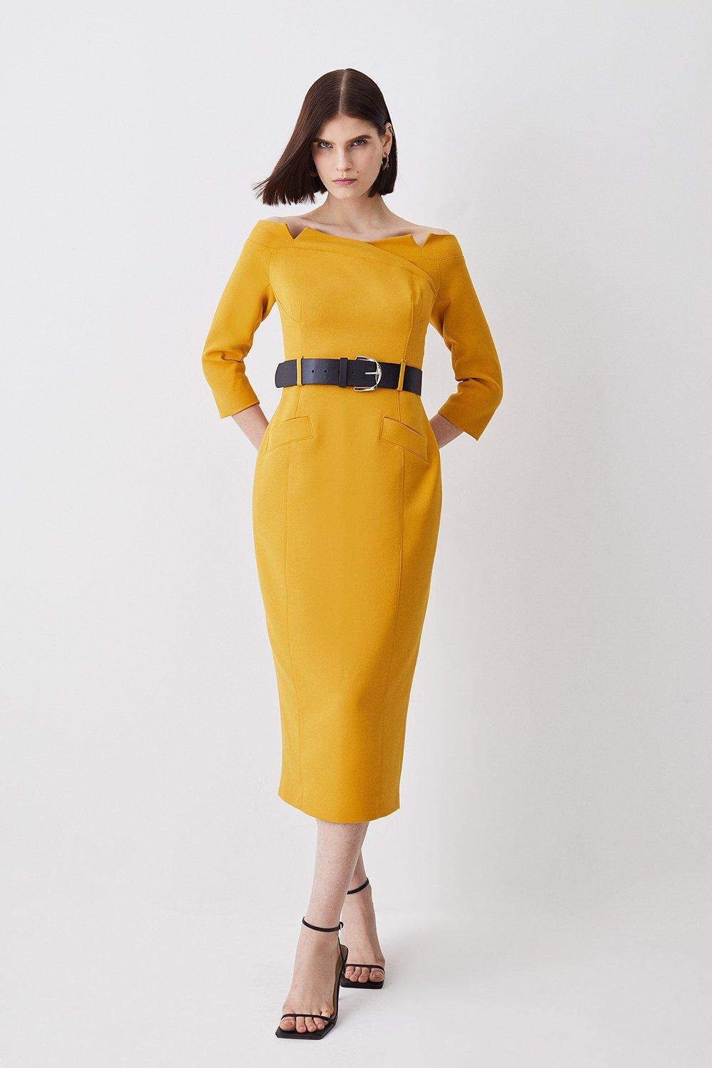 Карандаш из структурированного крепа с открытыми плечами и поясом Karen Millen, желтый миниатюрное строгое платье карандаш из структурированного крепа с поясом karen millen черный