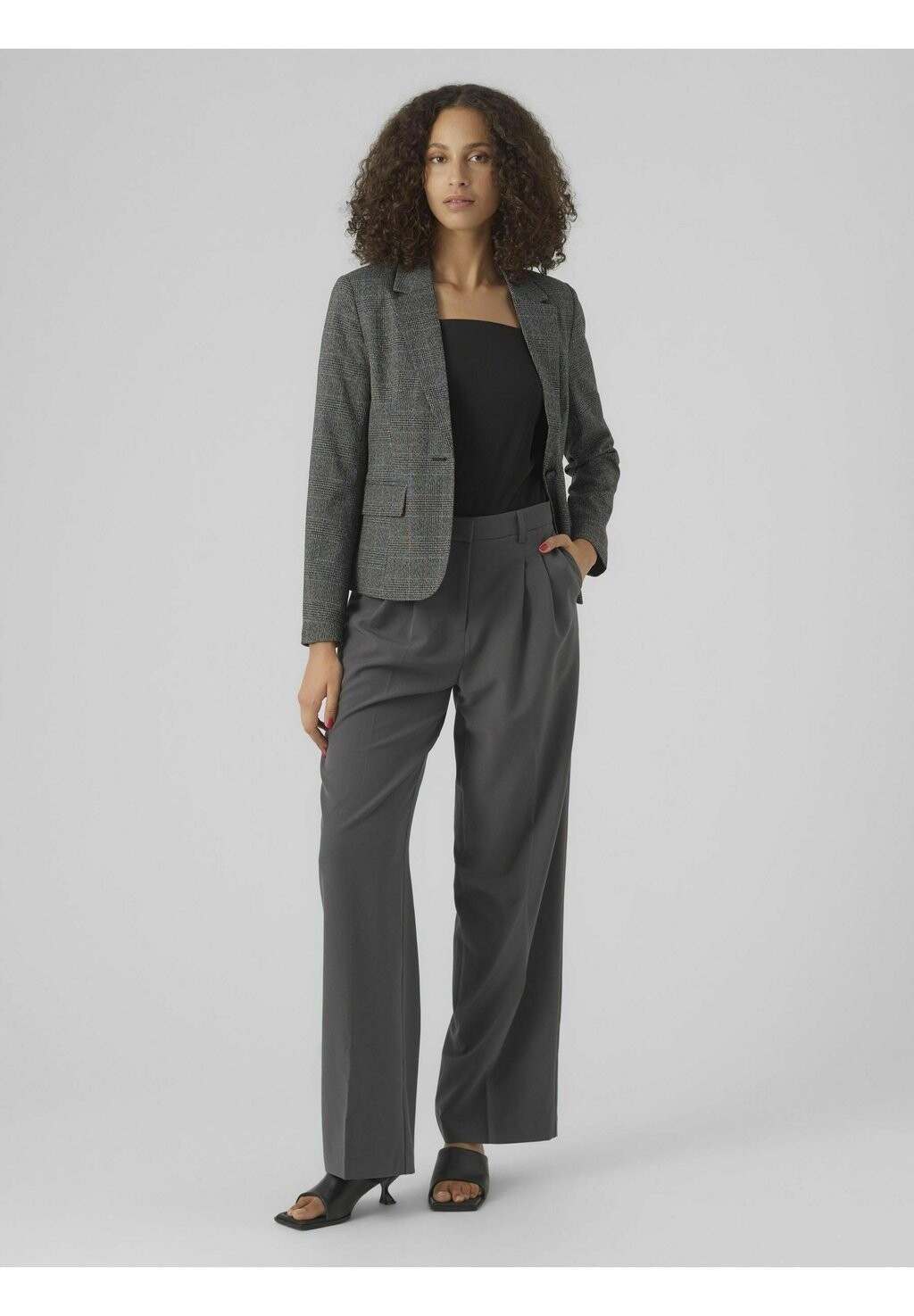 

Блейзер Vero Moda ВММИЛА LS, цвет dark grey