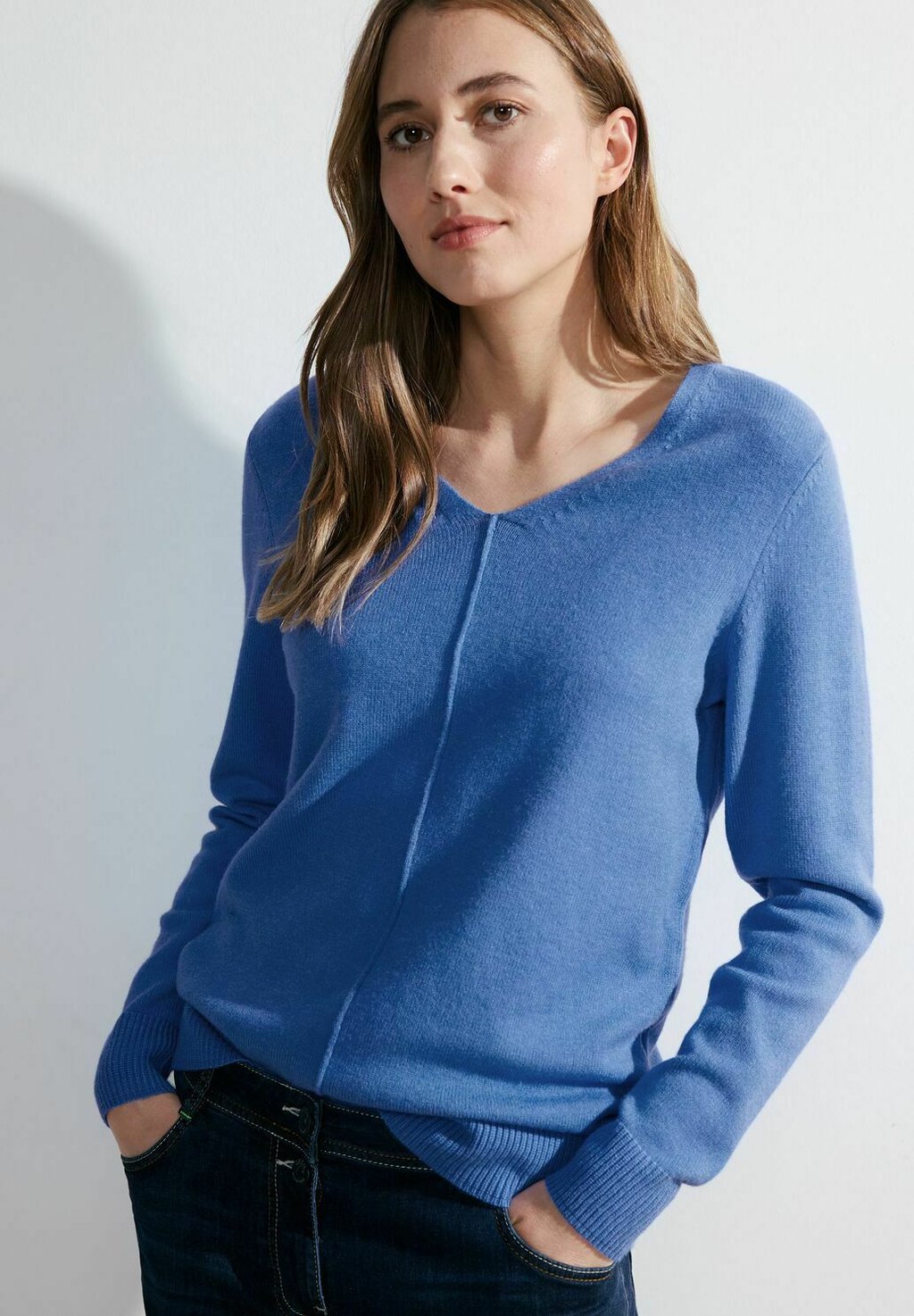 Вязаный свитер COSY Cecil, цвет blau