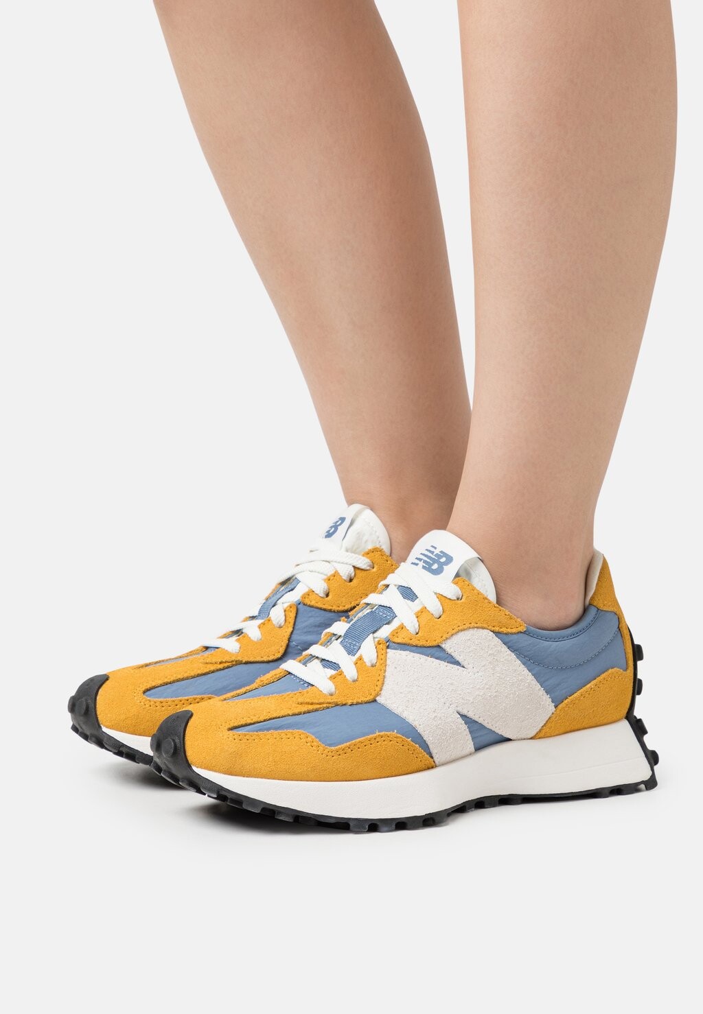 

Кроссовки New Balance