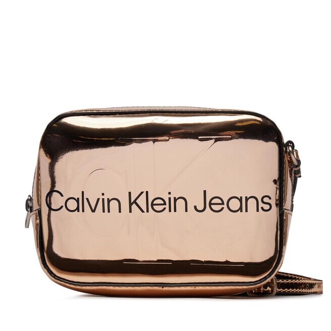 

Сумка Calvin Klein Jeans SculptedCamera, розовый