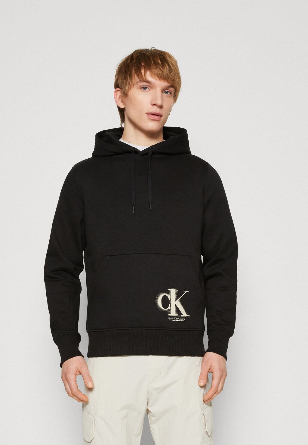 

Толстовка Calvin Klein Jeans, черный