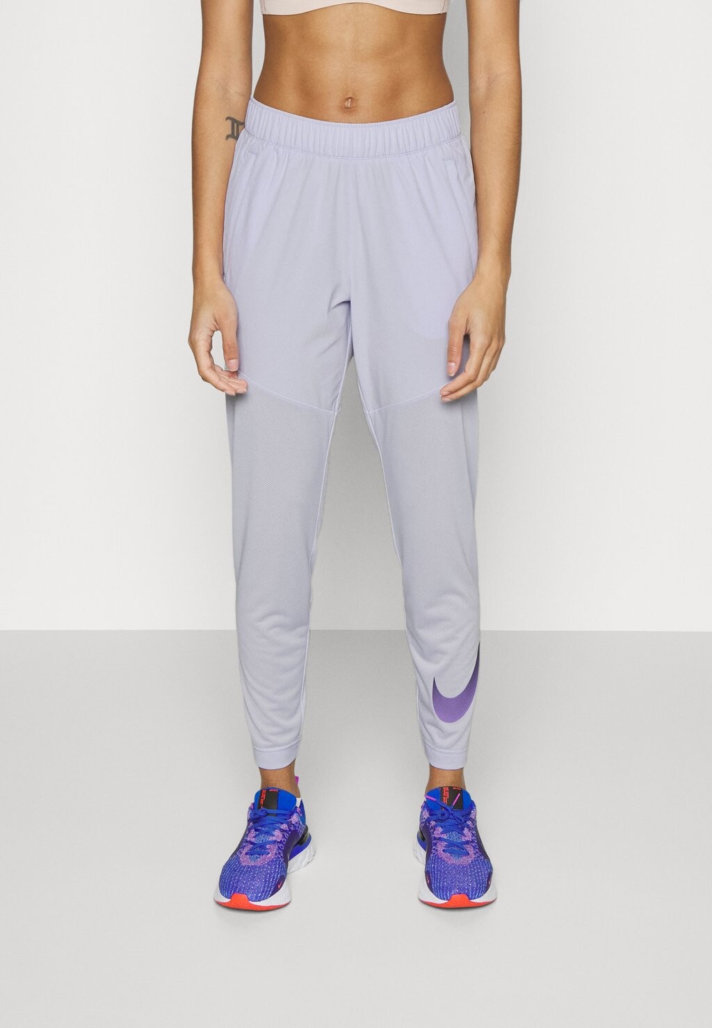 

Спортивные брюки Nike, Серый