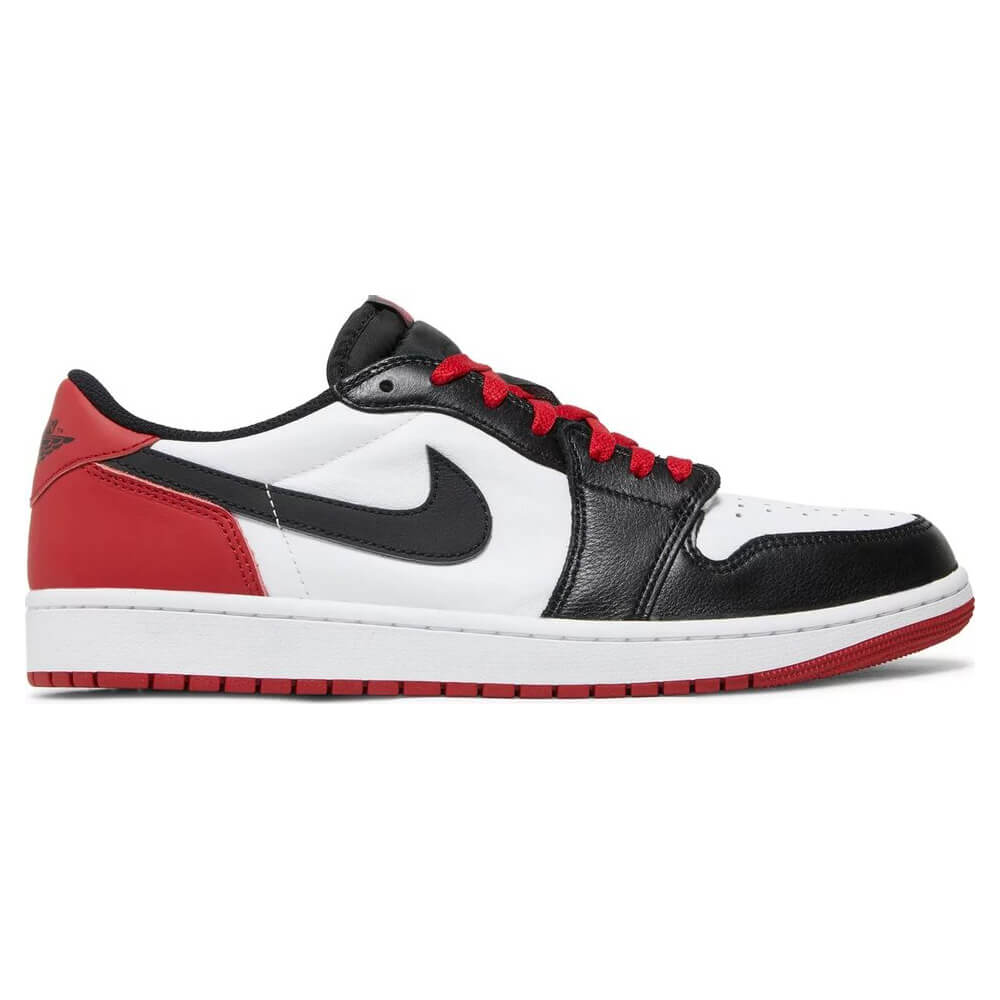 Кроссовки Nike Air Jordan 1 Retro Low OG Black Toe, белый/красный/черный кроссовки air jordan 1 retro low gs triple black черный
