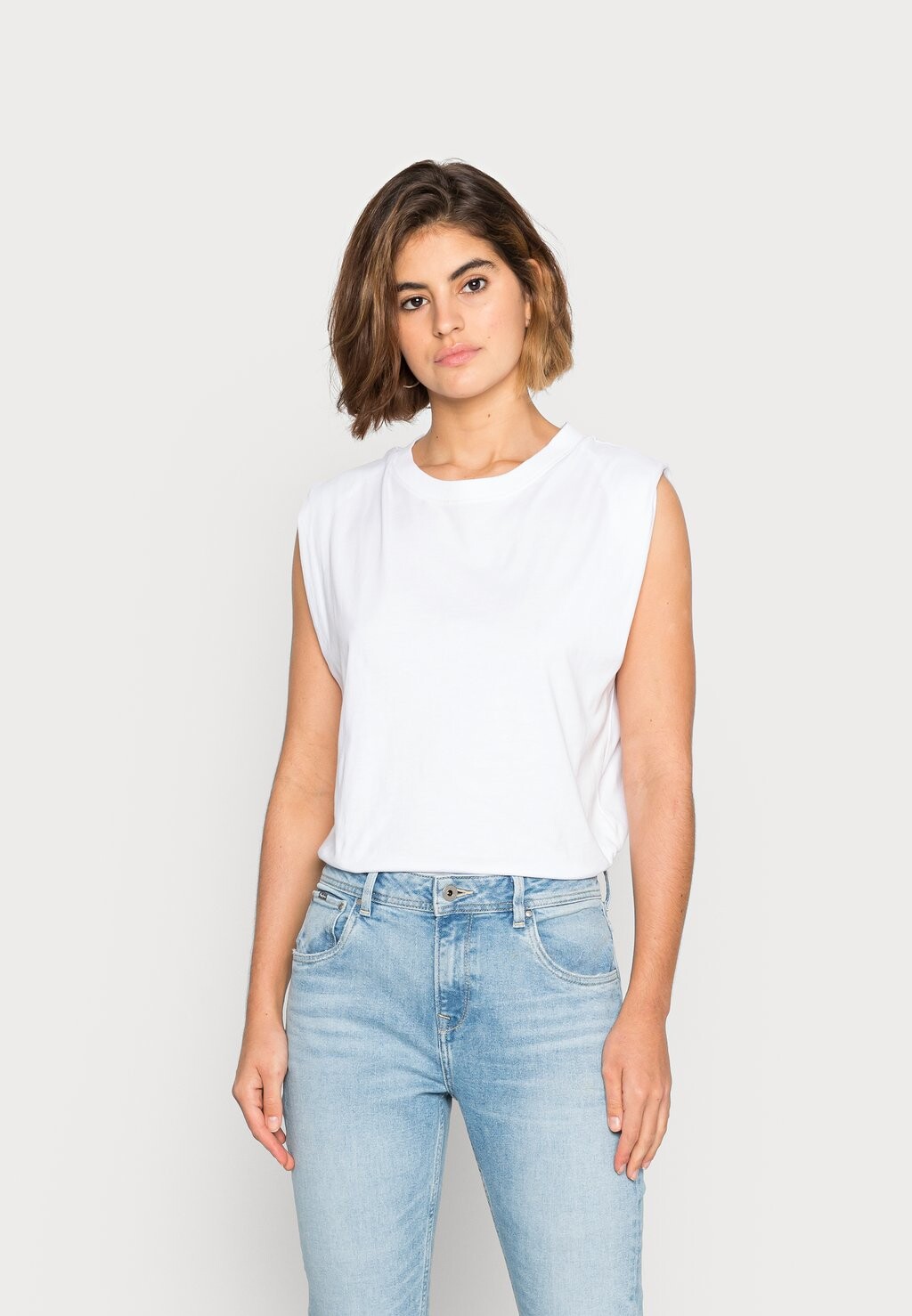 

Джинсы облегающего кроя Pepe Jeans