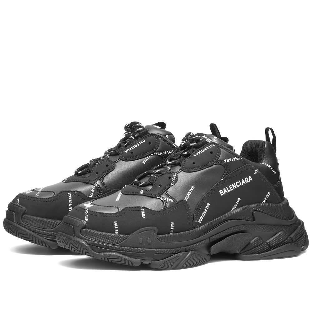 

Кроссовки Balenciaga Triple S Sneaker