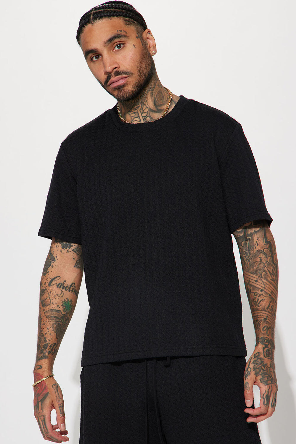 

Футболка Fashion Nova ZDF01K310099, черный