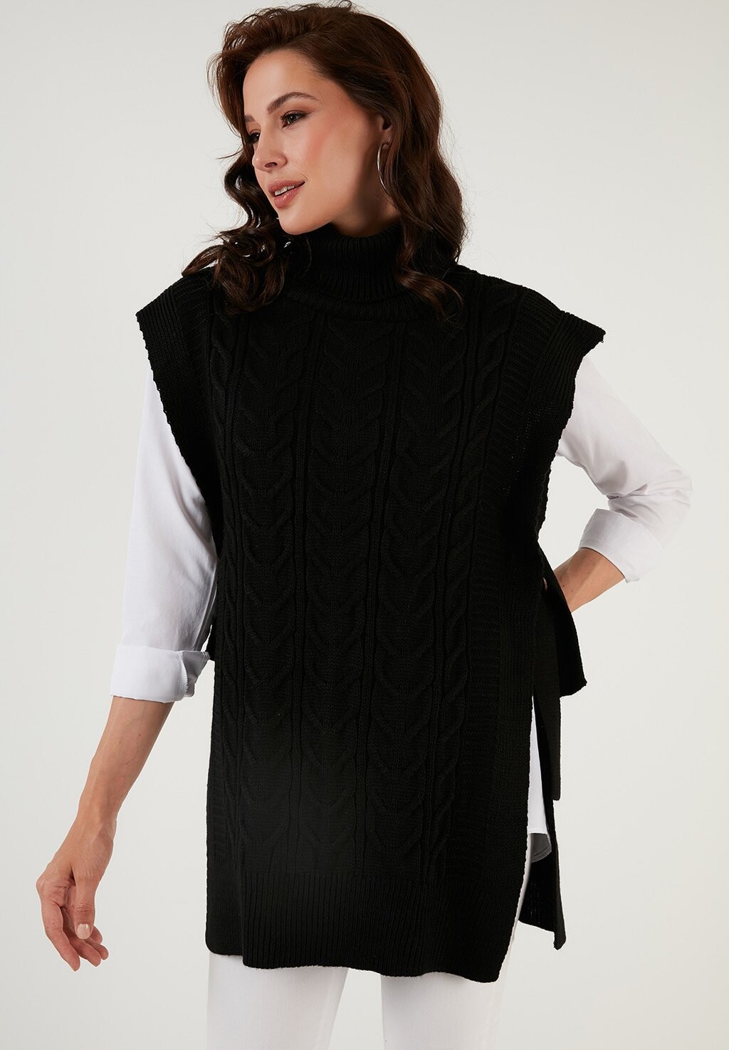 

Свитер LELA Regular Fit, черный