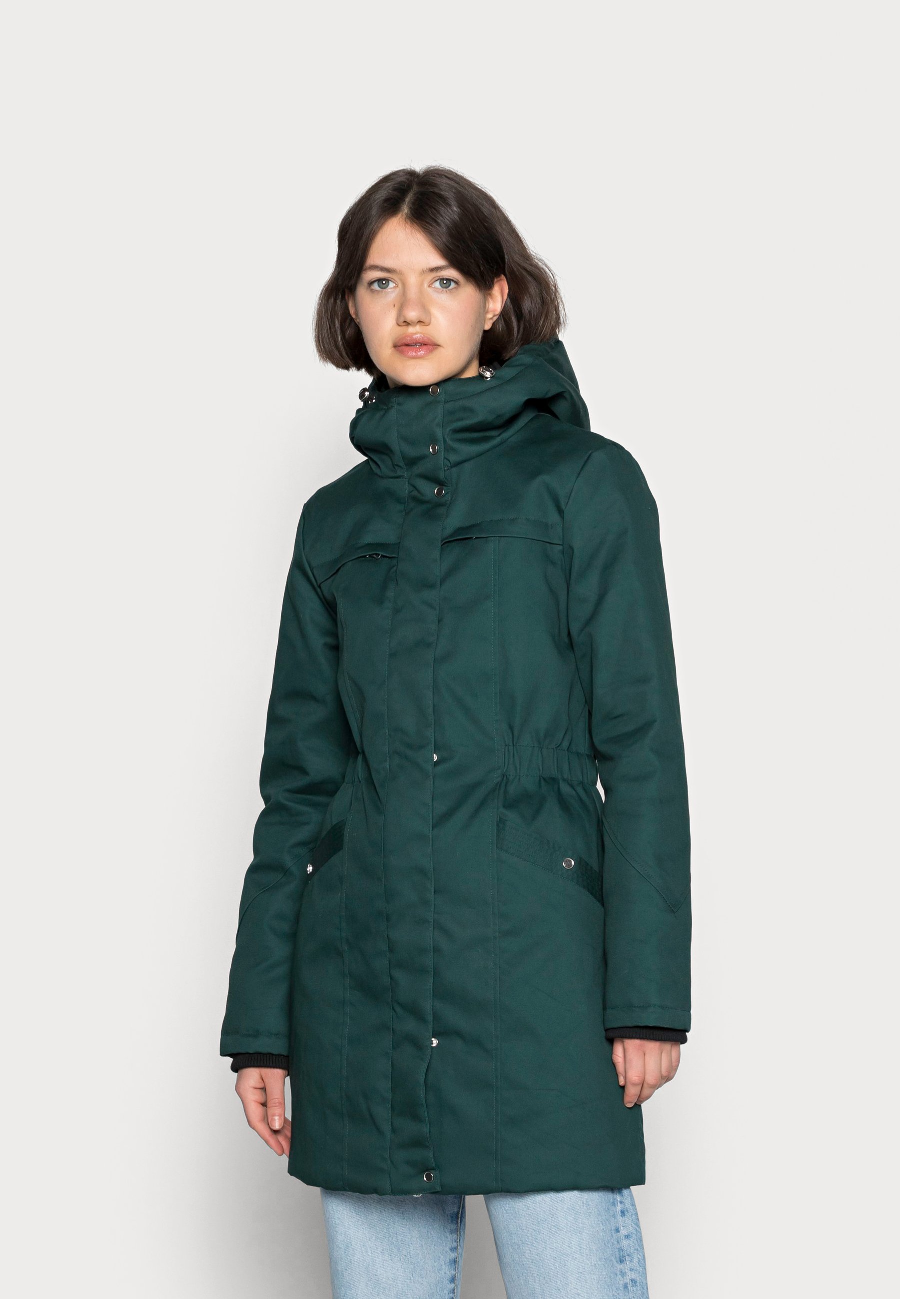цена Пальто зимнее Modström, зеленый