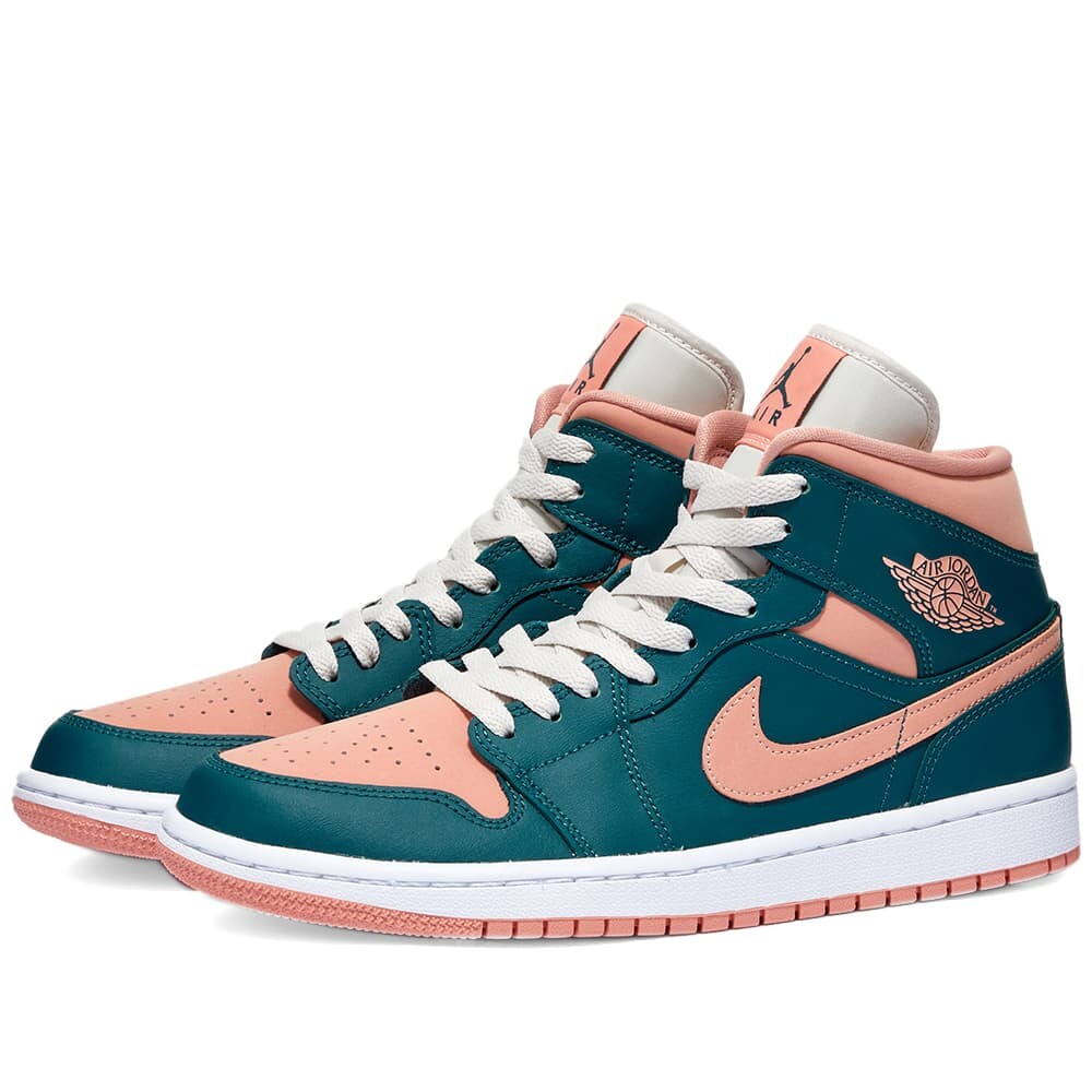 

Кроссовки Air Jordan 1 Mid